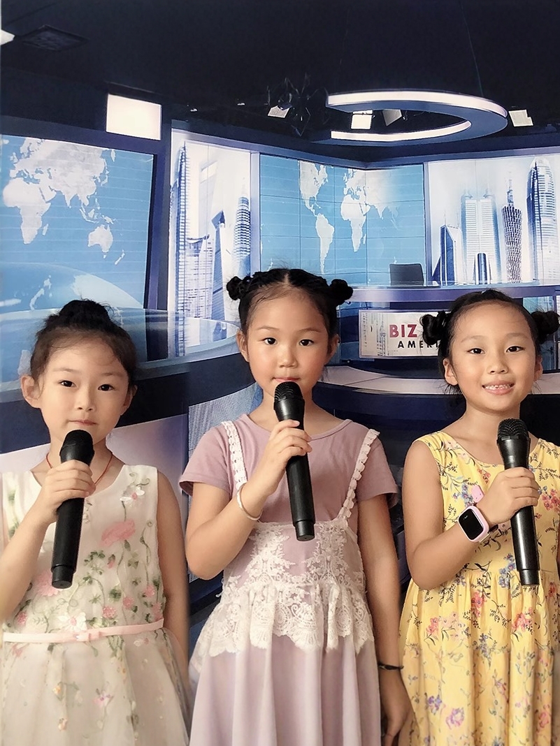 마이크 소품 소품용 인테리어 노래방마이크 모형 가짜 스몰 라운드 튜브 - 상세 이미지 2