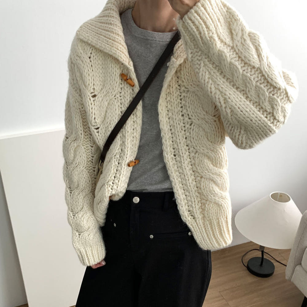 스윙 니트 자켓 뒷모습