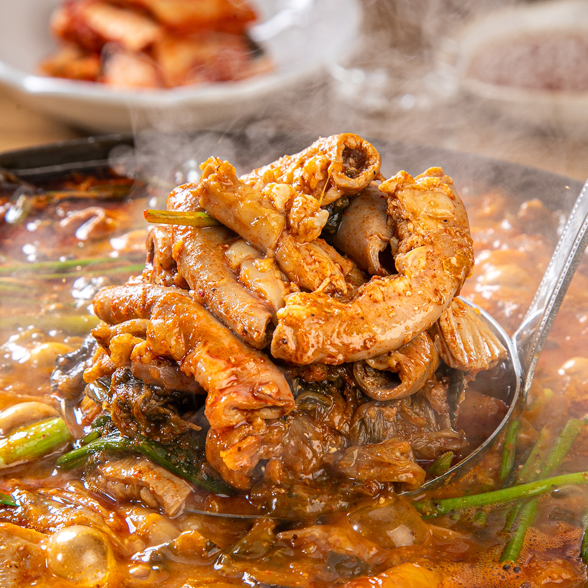 제철밥상 배터지는 압도적 소곱창전골 1kg x 2팩 - 상품 이미지