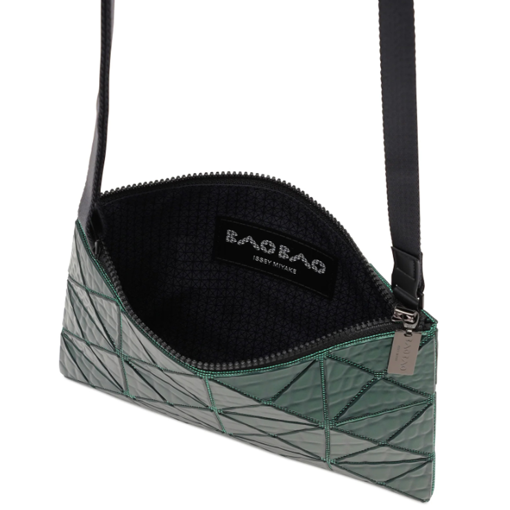 바오바오 숄더백 META KAIJU 10월 신상 AG831