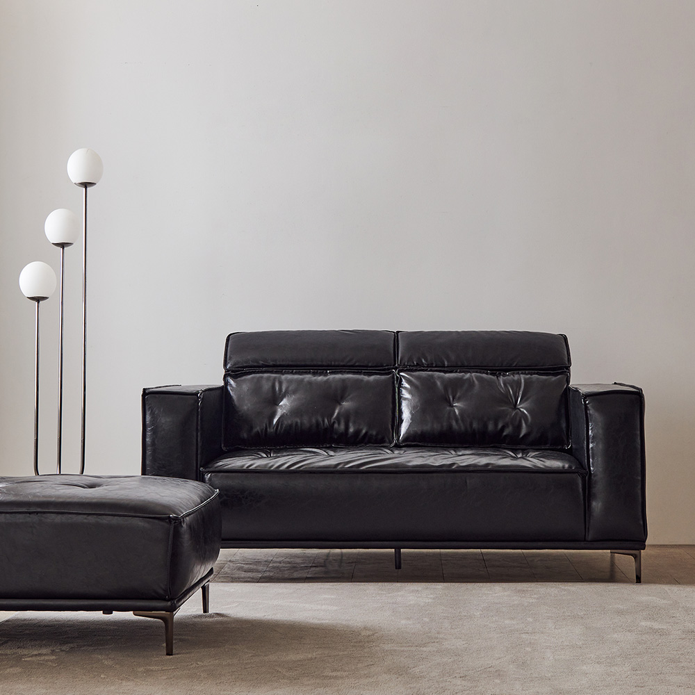 동서가구 브루클린 레트로 클래식 가죽 소파 스툴포함, 블랙, 3인용