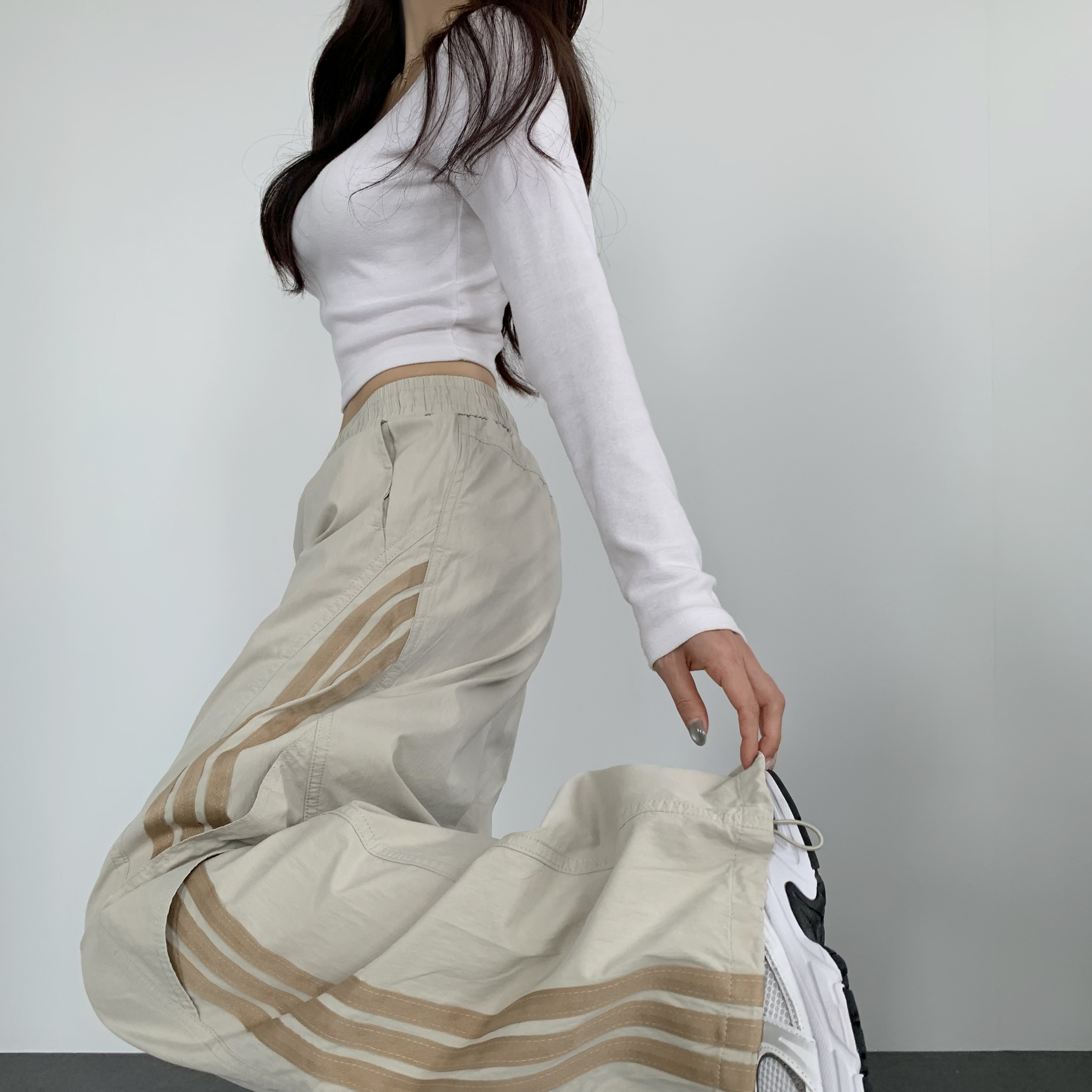 여성 트랙팬츠 허리 밴딩 와이드 바지 트레이닝팬츠 이미지 4