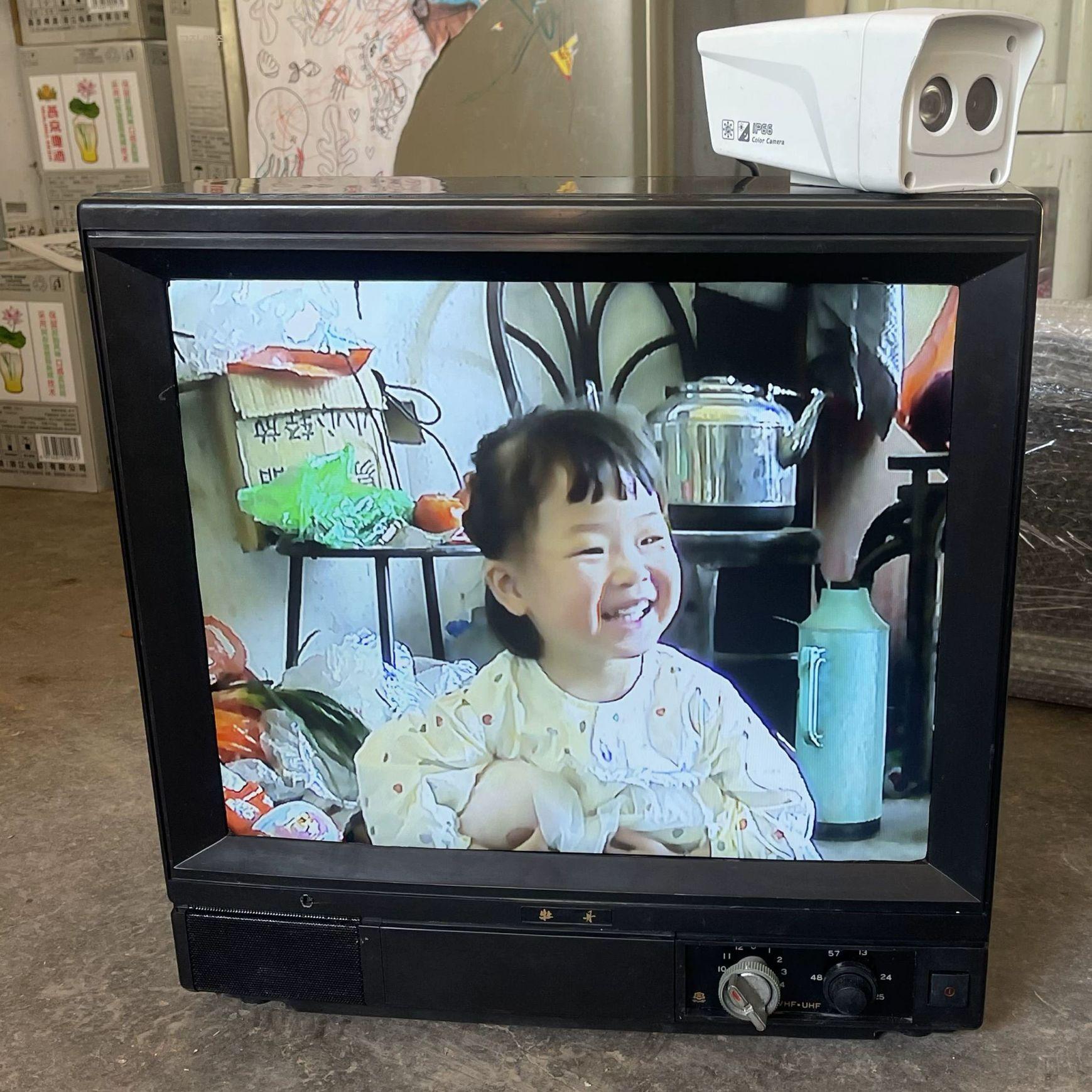 CCTV 포토존 브라운관 옛날티비 아날로그 송출기 레트로 TV 14인치 - 상세 이미지 4