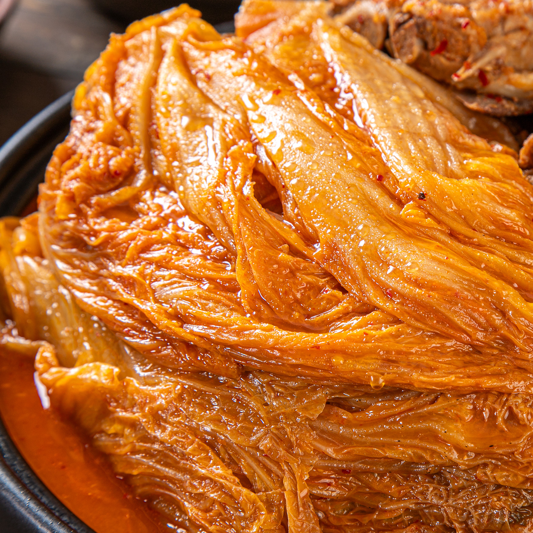 푹 익은 김치뼈찜 1.1kg x 1팩 25년 경력 명인의 레시피 이미지 6