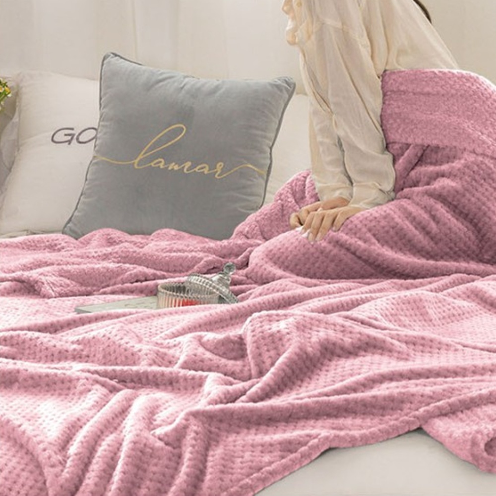 박대표마켓 밍크담요 극세사 블랭킷 두꺼운 겨울 쇼파 차박 캠핑 담요이불 - 상품 이미지