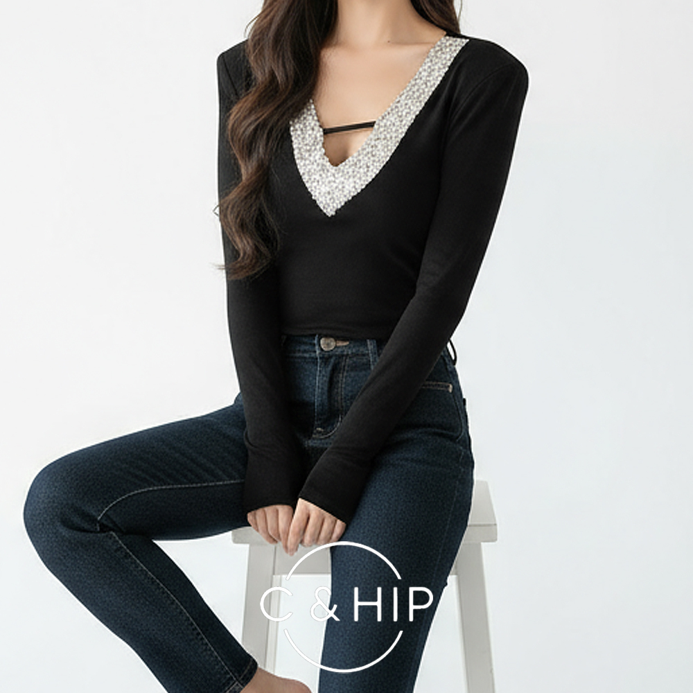 스팽글 비즈 브이넥 어깨패드 슬림핏 티셔츠 (화이트/블랙) - 상품 이미지