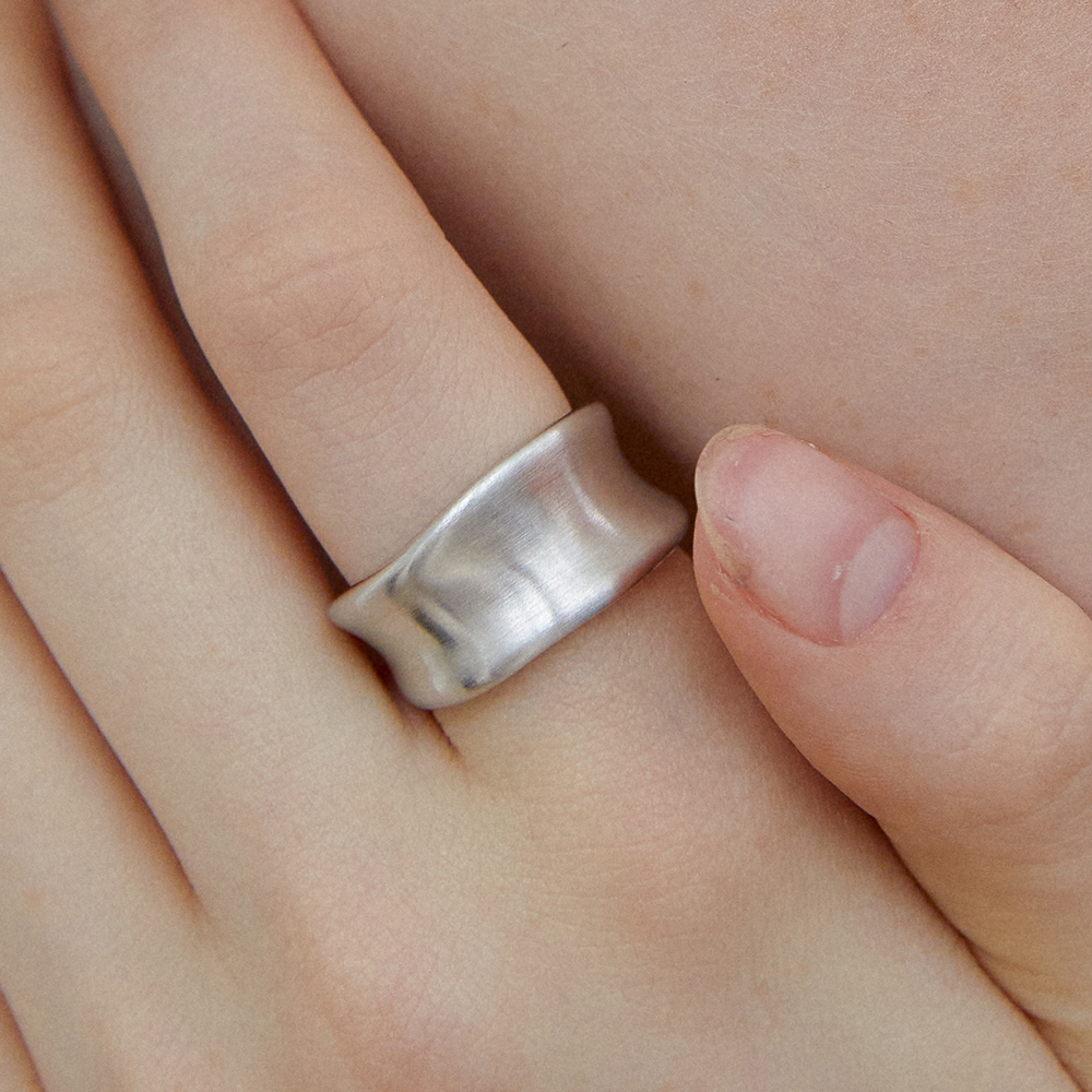 [바이이에르] [바이이에르] Bone bone ring (Matte silver) BH7R58765MB - 상품 이미지