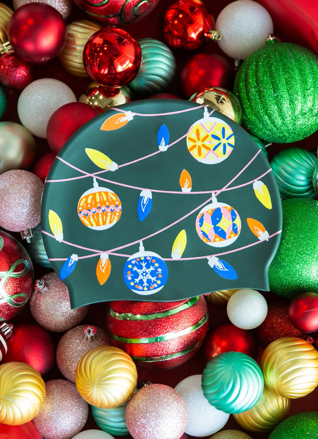 Granny Sweater Collection Holiday Lights Swim Cap - 메인 이미지
