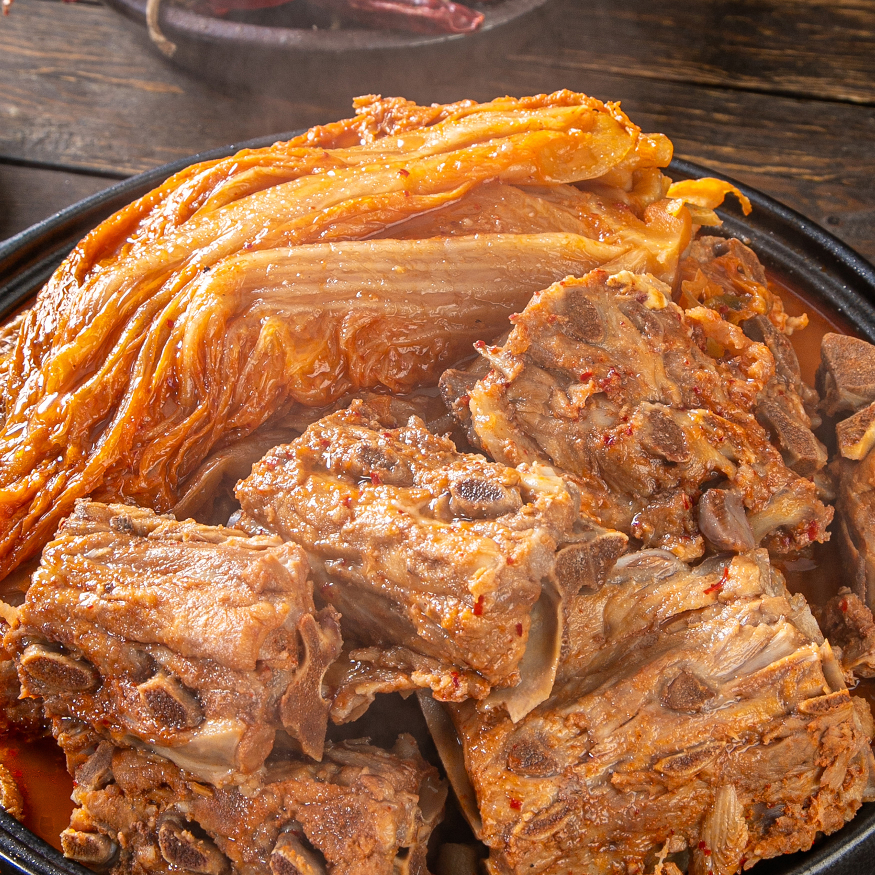 푹 익은 김치뼈찜 1.1kg x 1팩 25년 경력 명인의 레시피 이미지 7