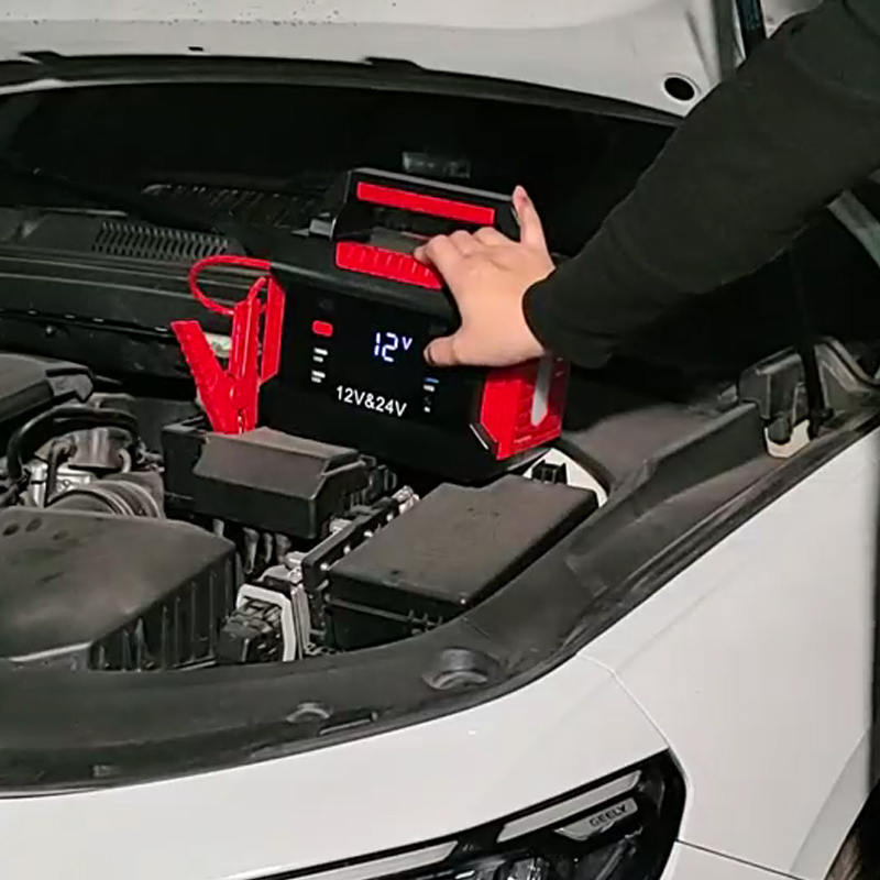 더존 12V 24V 겸용 트럭 화물차 점프스타터 32000mAh 보조배터리 파워뱅크 - 상세 이미지 3