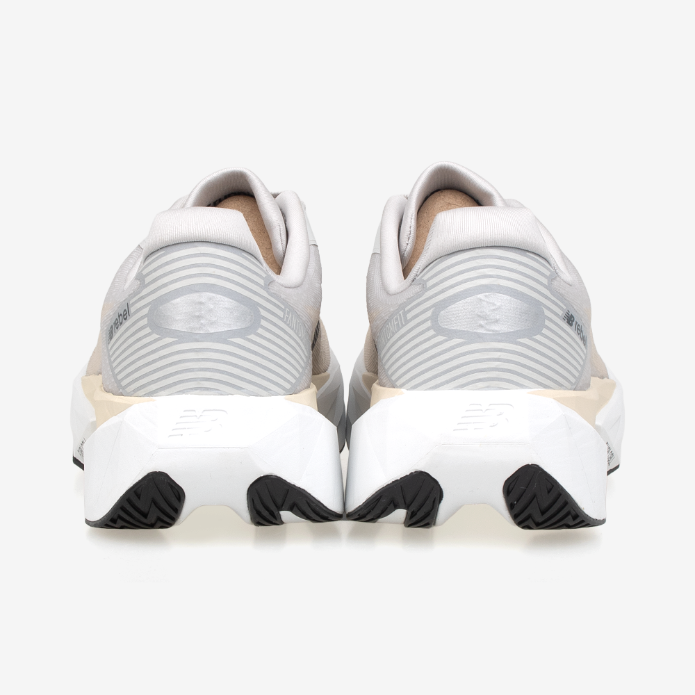 뉴발란스 퓨어셀 레벨 V5 2E 런닝화 MFCXLL5