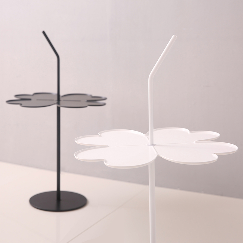 클로버 철제 간이테이블 베란다 쇼파사이드테이블 창가 보조 미니 커피 식탁