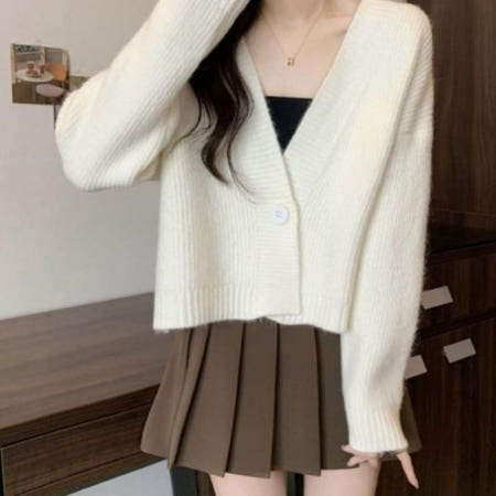 협력업체 쌀쌀한 추울겨울에 착용하기좋은 컬러 원단추 가디건