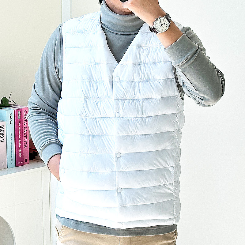 남여공용 경량패딩조끼 겨울조끼 V넥 U넥 변형 패딩베스트 제품 이미지