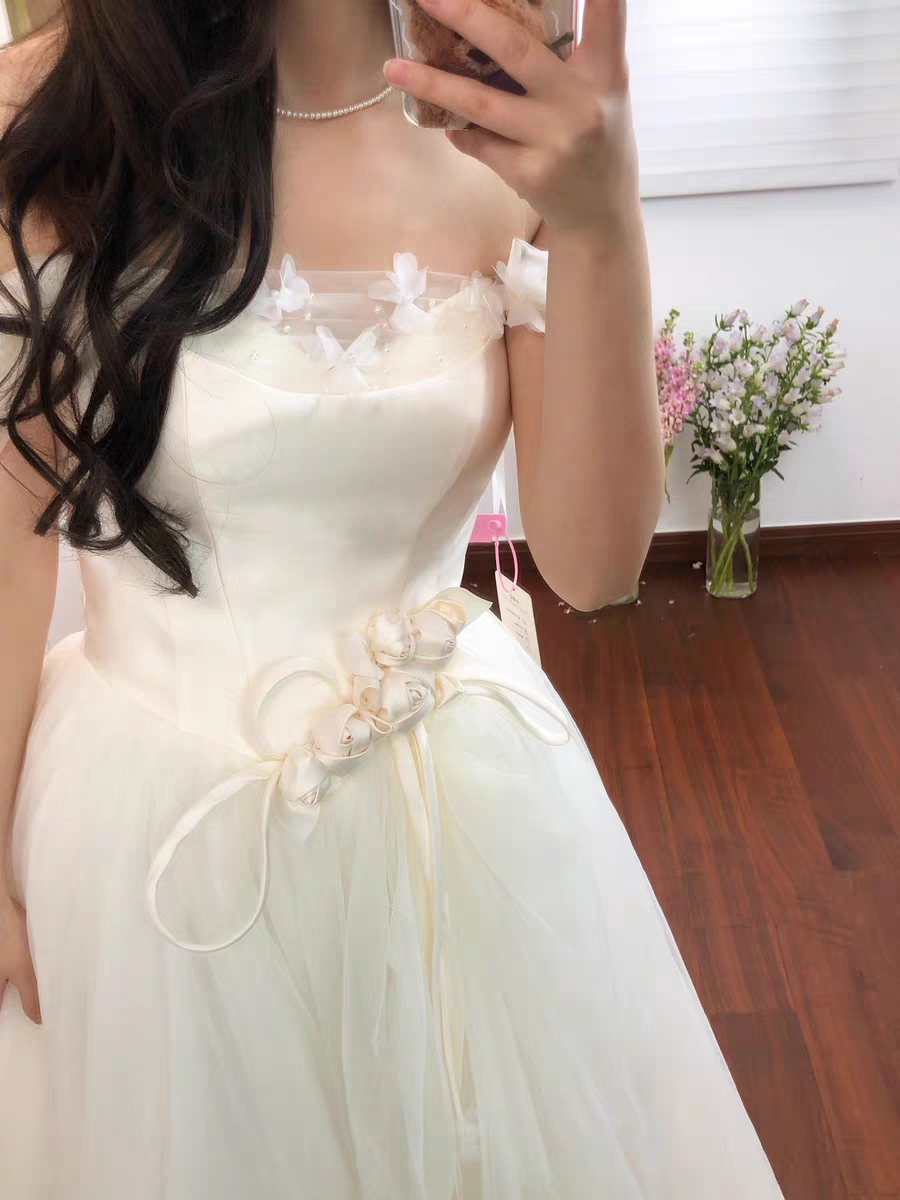 로맨틱 오프숄더 웨딩드레스 풍성한 튤 화보촬영 2부 이브닝 예식드레스 이미지 6