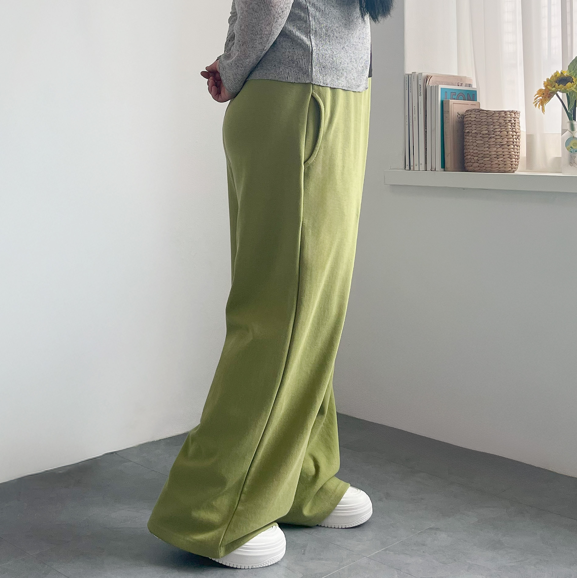 여성와이드트레이닝팬츠 신축성좋은 편한 여자통바지 키작녀 - 상세 이미지 4