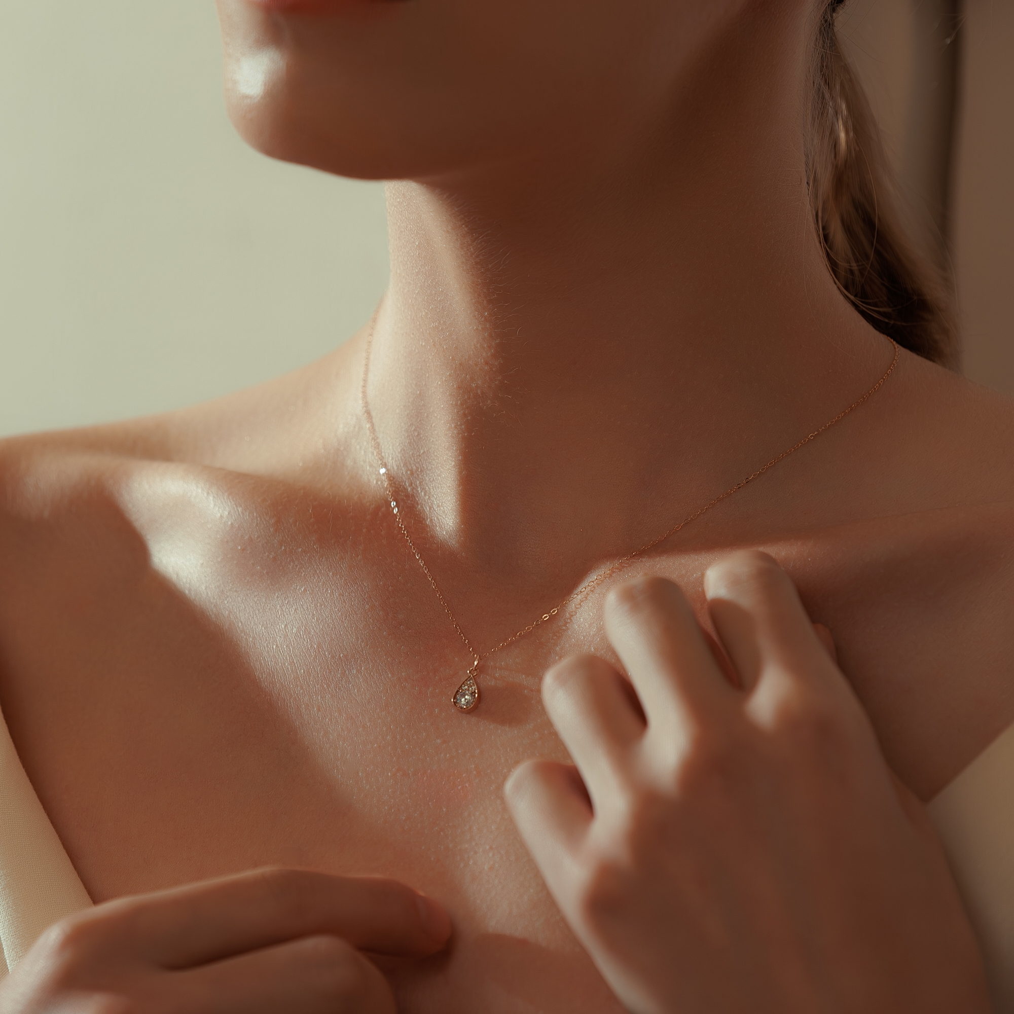 14K 클레어 물방울 큐빅 목걸이 볼드 심플 목걸이 - 상세 이미지 4
