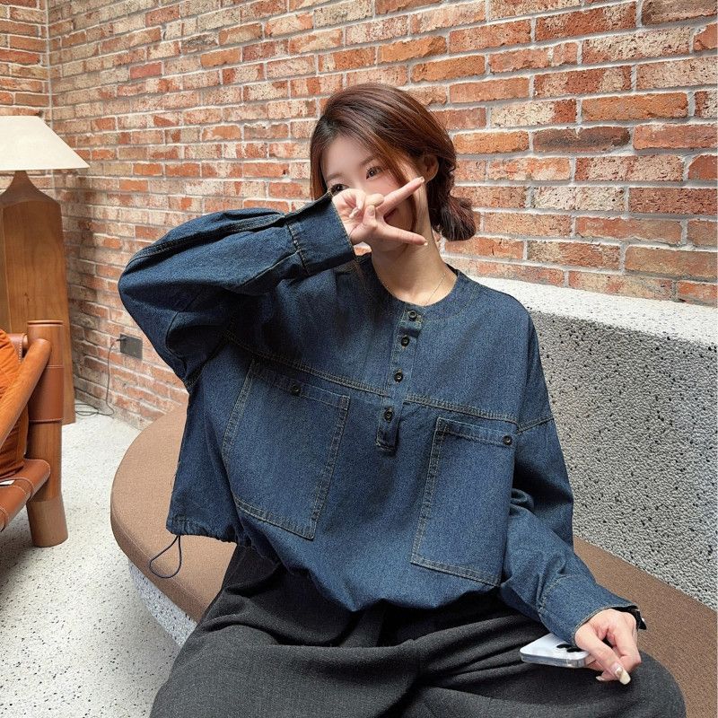 가을 여성 캐주얼 청남방 루즈핏 데님셔츠 오버핏 스타일 포켓 디테일 패치워크 활용도 높은 다용도 셔츠 - 메인 이미지