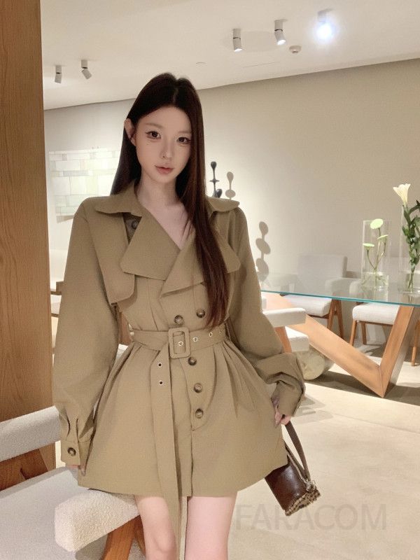 슬림핏 더블 브레스트 윈드브레이커 점프수트 독특한 디자인 패션 스타일 허리라인 강조 트렌디한 외출용 캐주얼한 매력적인 룩 - 상세 이미지 2