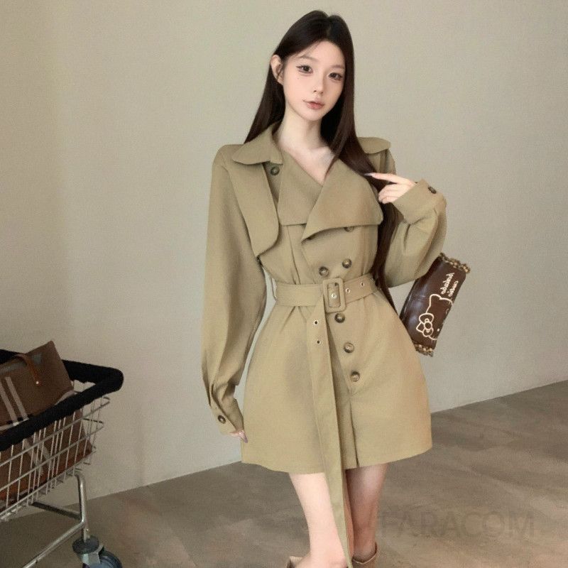 슬림핏 더블 브레스트 윈드브레이커 점프수트 독특한 디자인 패션 스타일 허리라인 강조 트렌디한 외출용 캐주얼한 매력적인 룩 - 상품 이미지