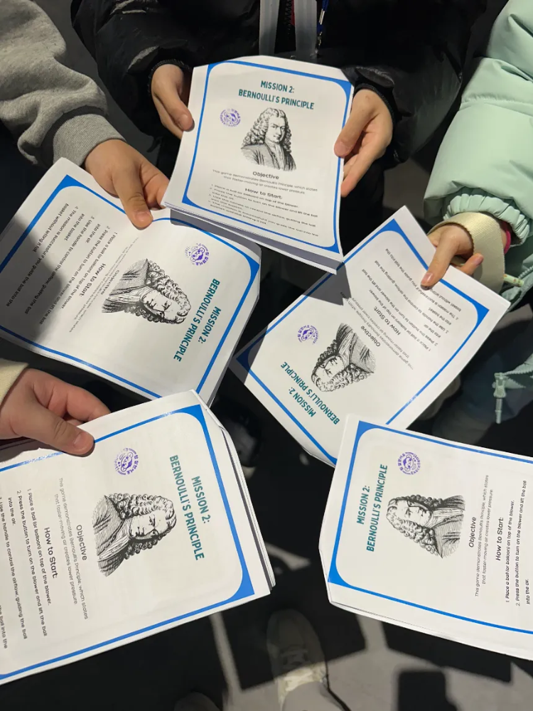 국립과천과학관 원어민 영어 도슨트 과학 탐험 by 큐라스픽