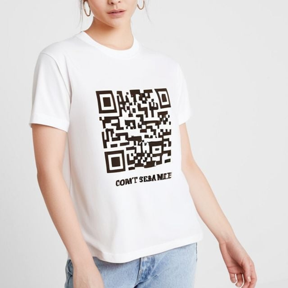 법규 킹받는 QR코드 티셔츠 특이한 선물 - 상품 이미지