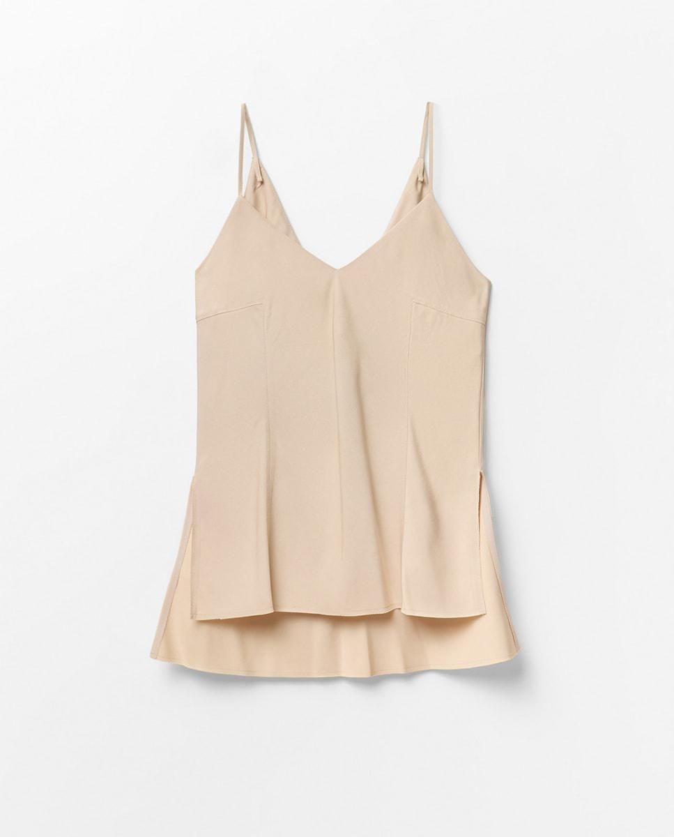 스페라 트렌디 슬릿 비대칭 캐미솔 탑 56220002812 BEIGE - 상품 이미지