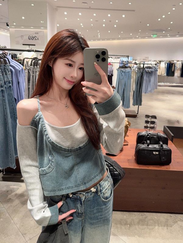 오버핏 오픈숄더 탑 스웨트셔츠 여성용 가을 겨울 따뜻한 착용감 배색 디자인 스타일리시한 데일리룩 트렌디한 캐주얼 - 상세 이미지 5