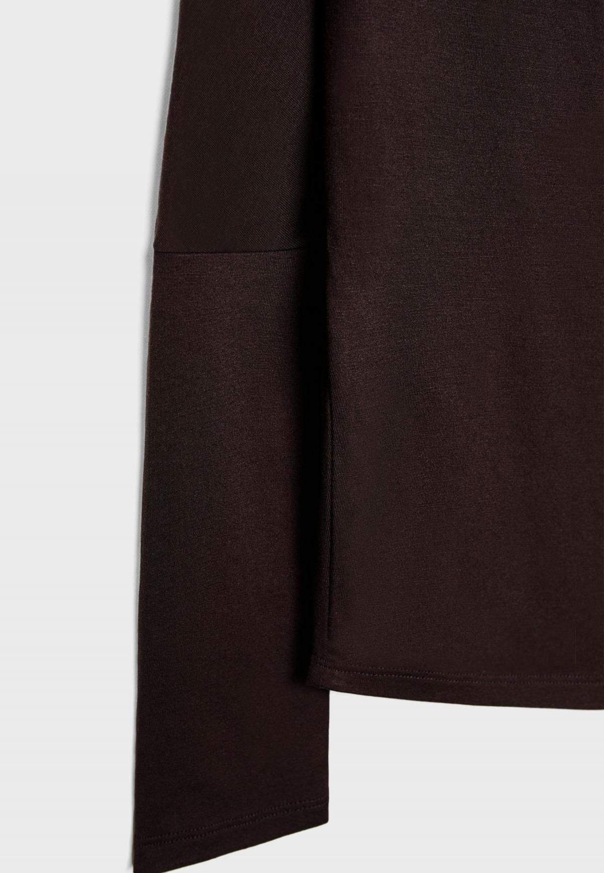 스트라디바리우스 모달블렌드 비대칭 슬림핏 긴팔 티셔츠 6681/966 BROWN - 상세 이미지 3