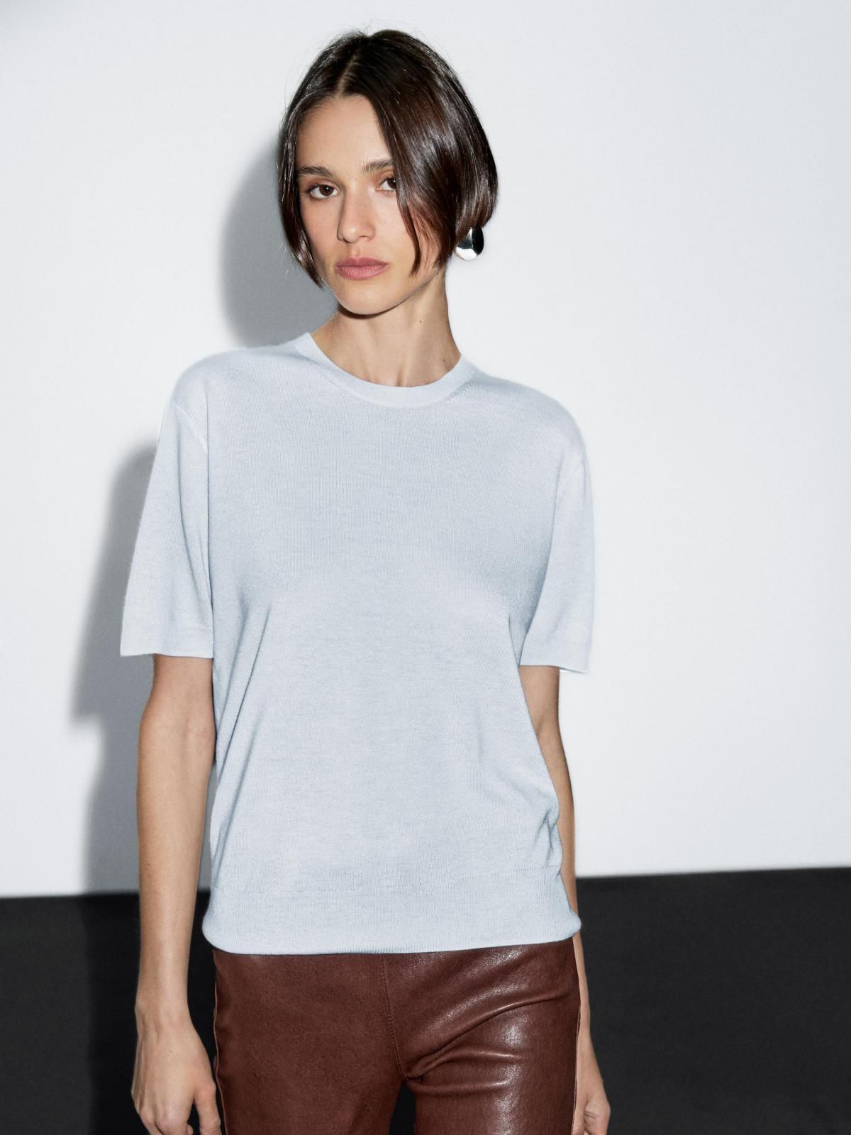 마시모두띠 프리미엄 울블렌드 라운드넥 반팔 니트 스웨터 5664/580 SKY BLUE - 상품 이미지