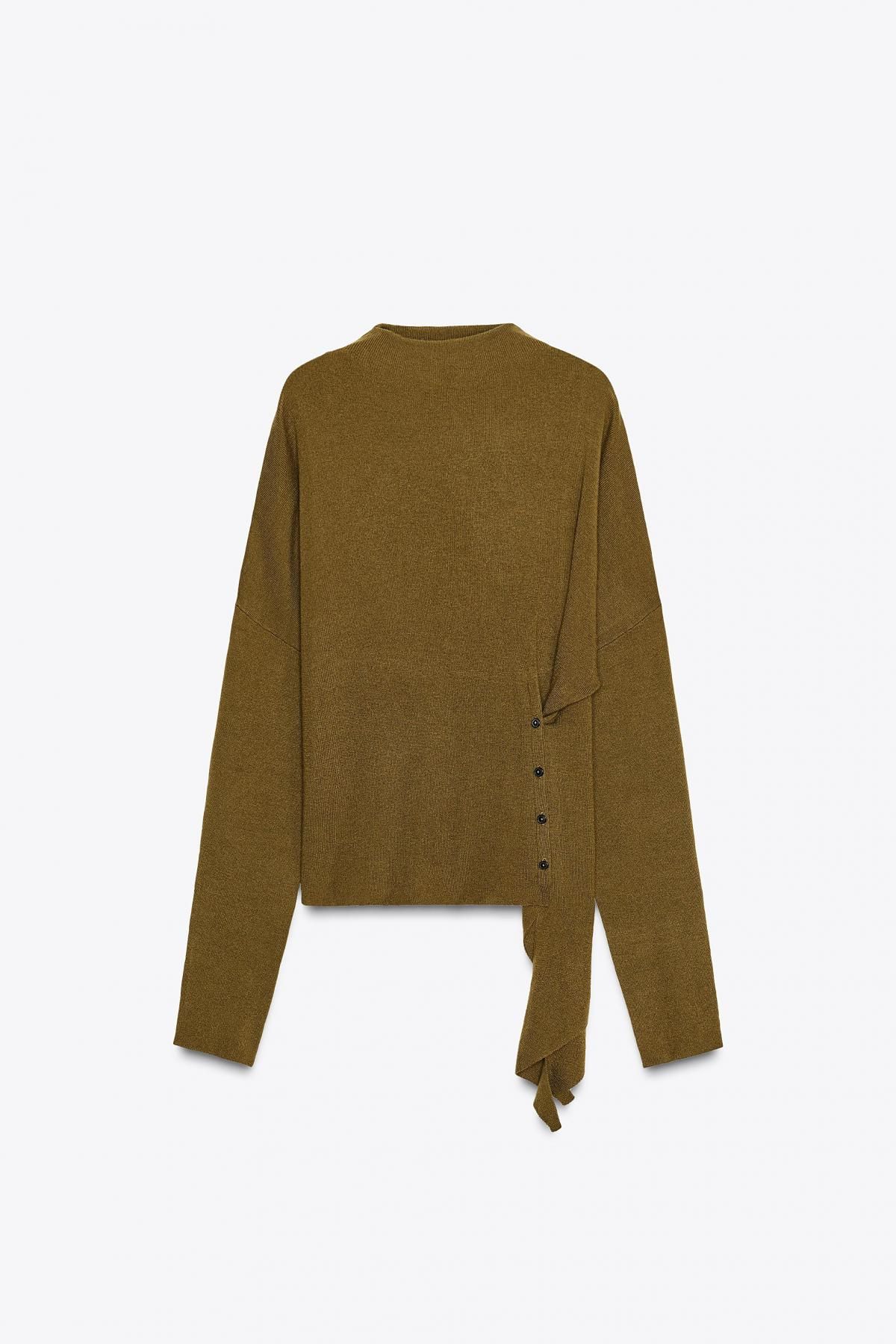 자라 비대칭 하이넥 버튼 니트 스웨터 3920/851 KHAKI - 상품 이미지
