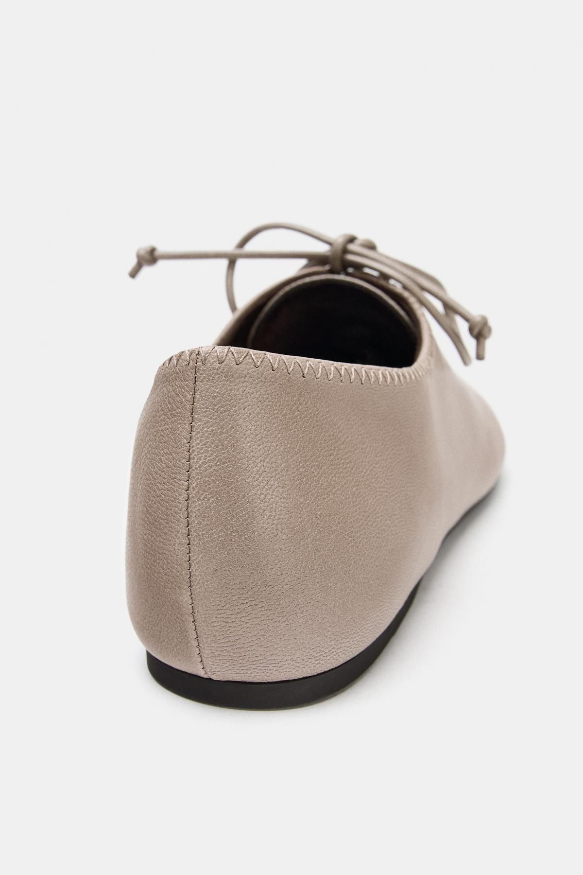 자라 레더 스퀘어토 레이스업 플랫슈즈 1528/610 TAUPE GREY 이미지 6