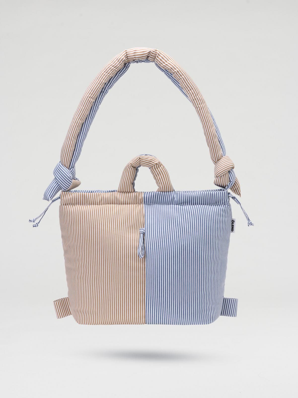 올랜드 소프트 스트라이프 테크니컬 나일론 호보백 Ona 54713595068751 COTTON BLUE + BROWN STRIPE - 메인 이미지