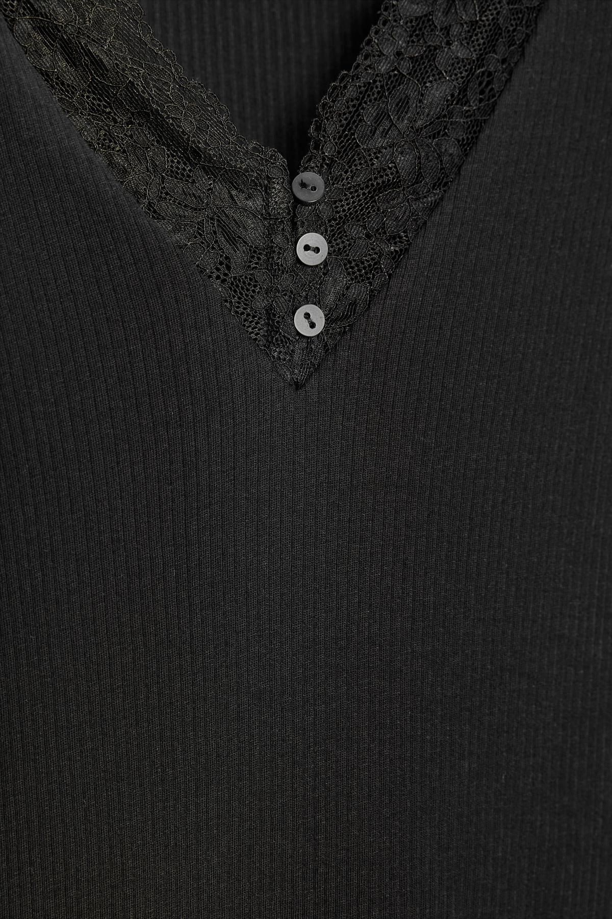 자라 슬림핏 레이스 리브드 브이넥 티셔츠 5644/451 BLACK - 상세 이미지 3