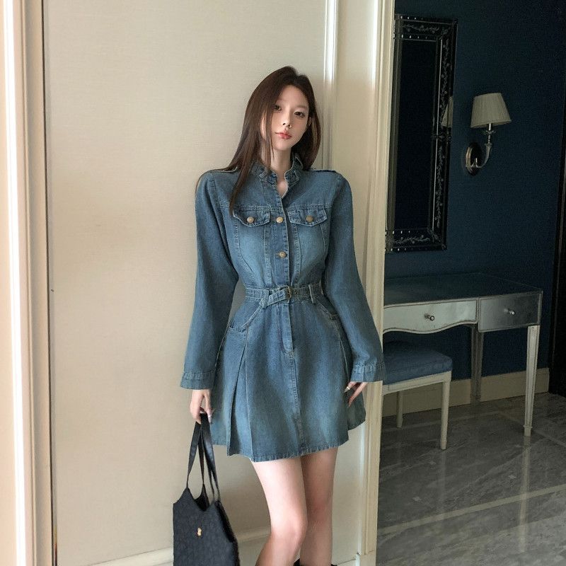여성 가을 카라 벨티드 데님 롱 원피스 A라인 퍼프소매 워싱 청 셔츠 드레스 - 메인 이미지