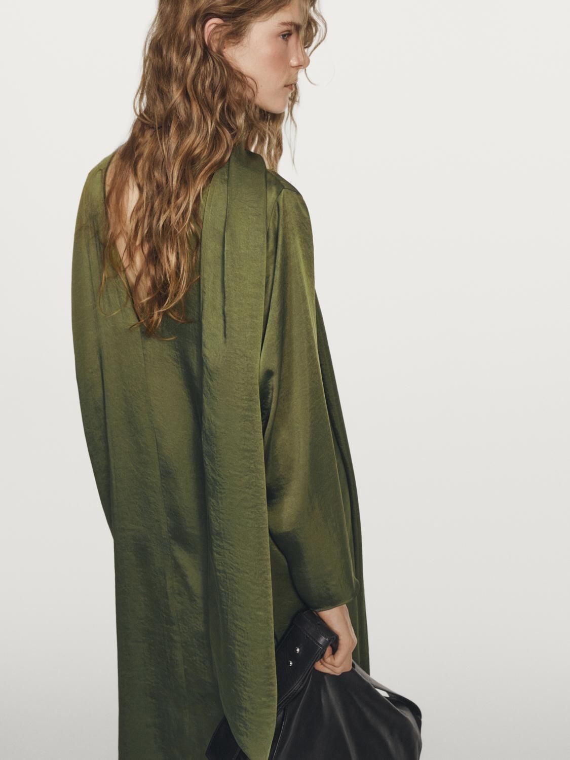 마시모두띠 새틴 롱 브이넥 스카프 블라우스 9307/950 MOSS GREEN - 상세 이미지 4