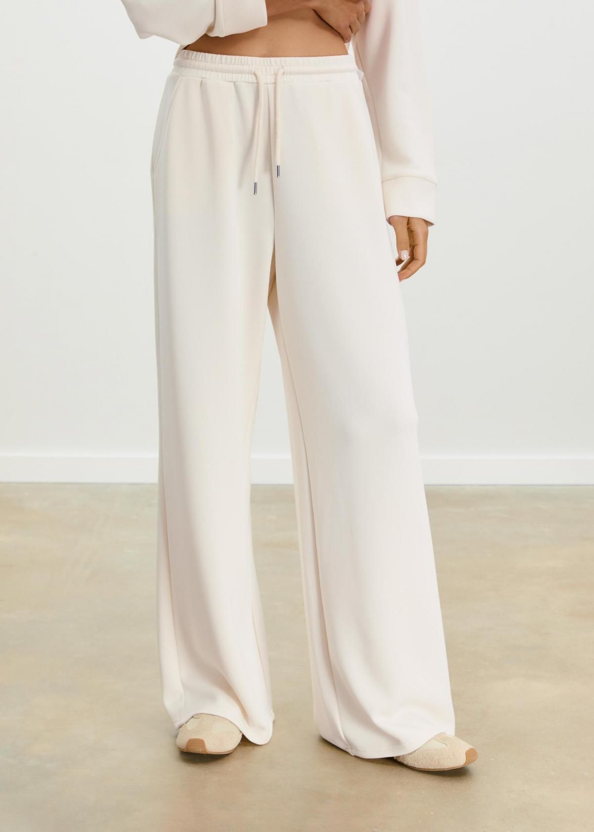 스트라디바리우스 소프트 모달 와이드 팬츠 8737/276 VANILLA - 상품 이미지