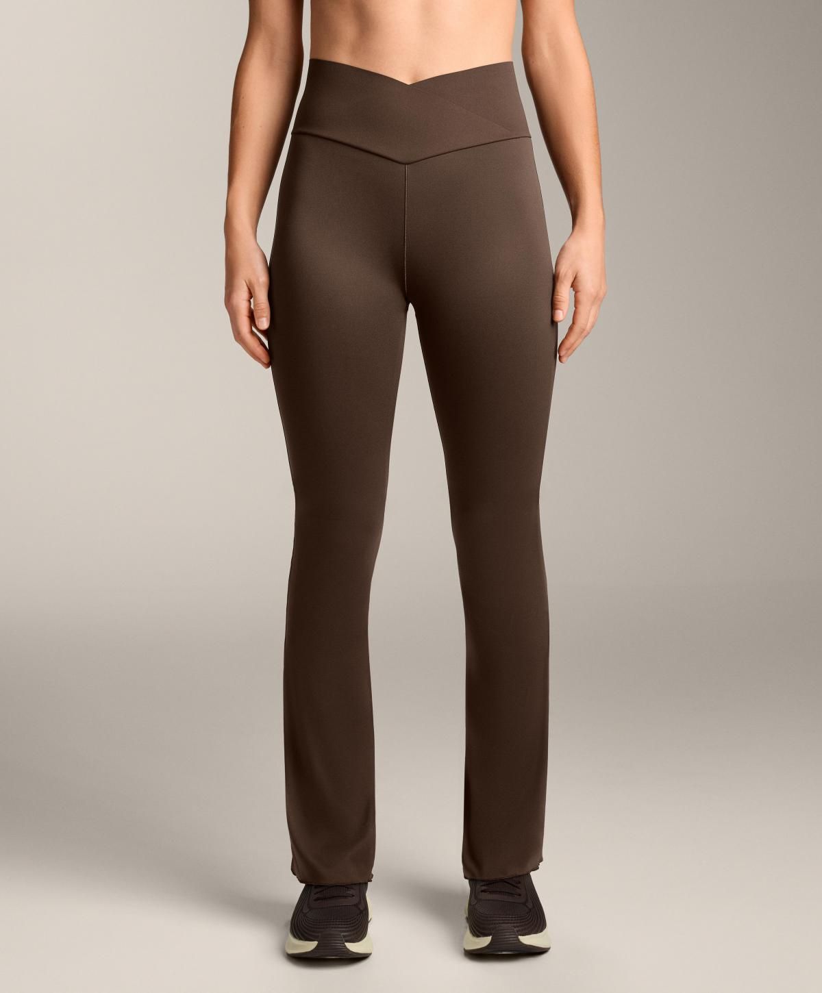 오이쇼 테크니컬 V웨이스트 플레어 하이웨이스트 팬츠 4013/232 DARKREDDISH-BROWN - 상품 이미지