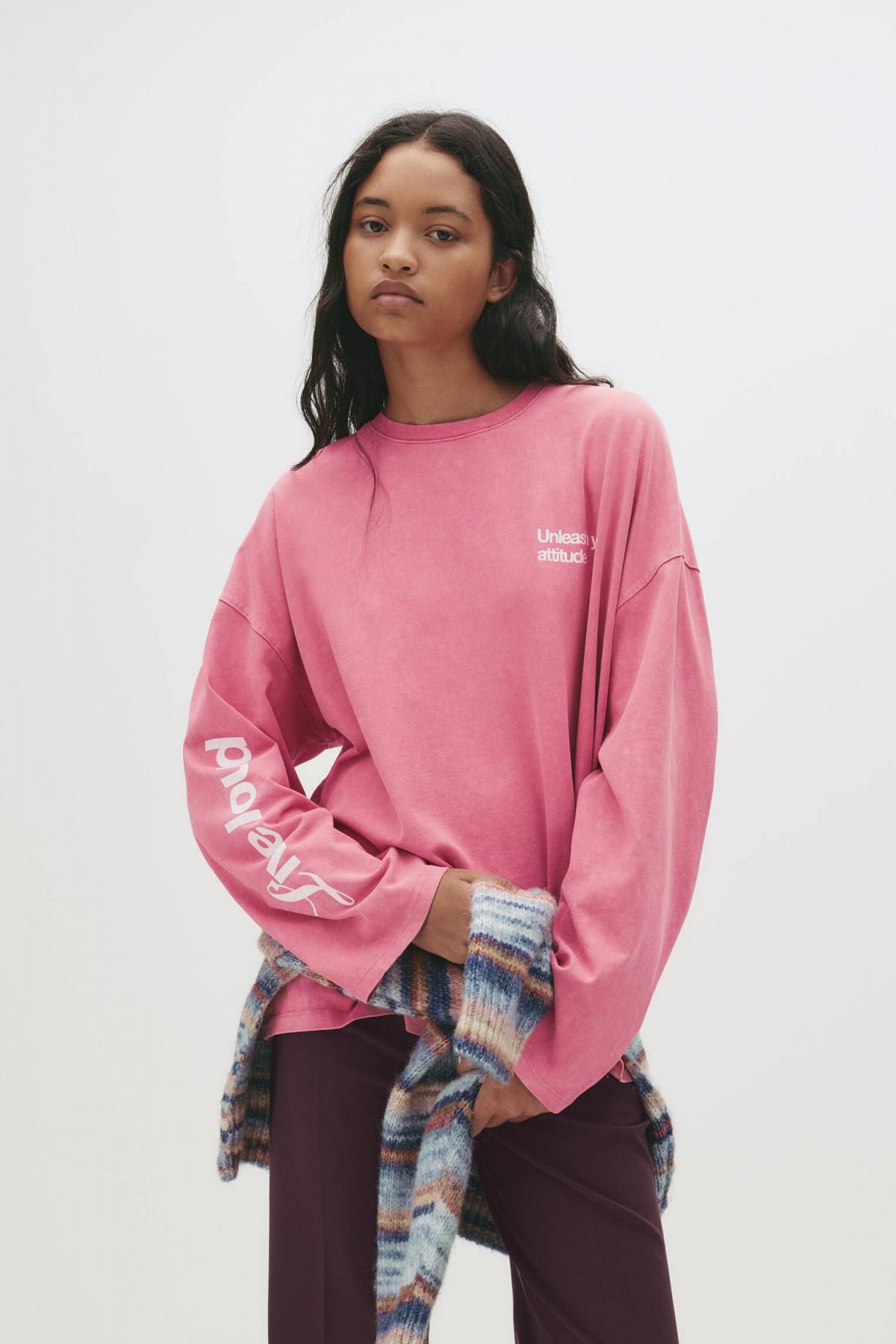 풀앤베어 캐주얼 라운드넥 코튼 텍스트 핑크 긴팔 티셔츠 7560/357 FADED PINK - 상세 이미지 3