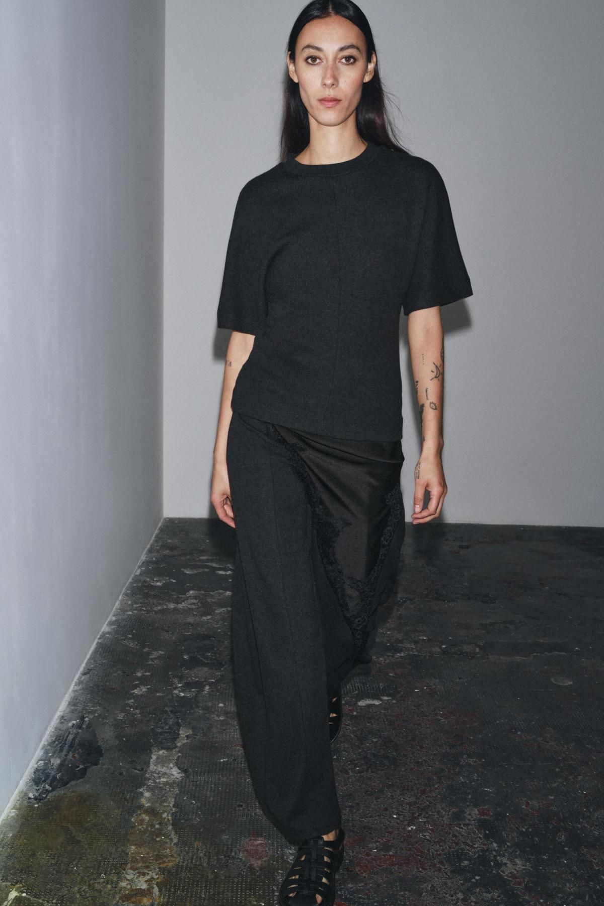 자라 소프트 슬림핏 반팔 티셔츠 0858/462 CHARCOAL GREY - 상세 이미지 4