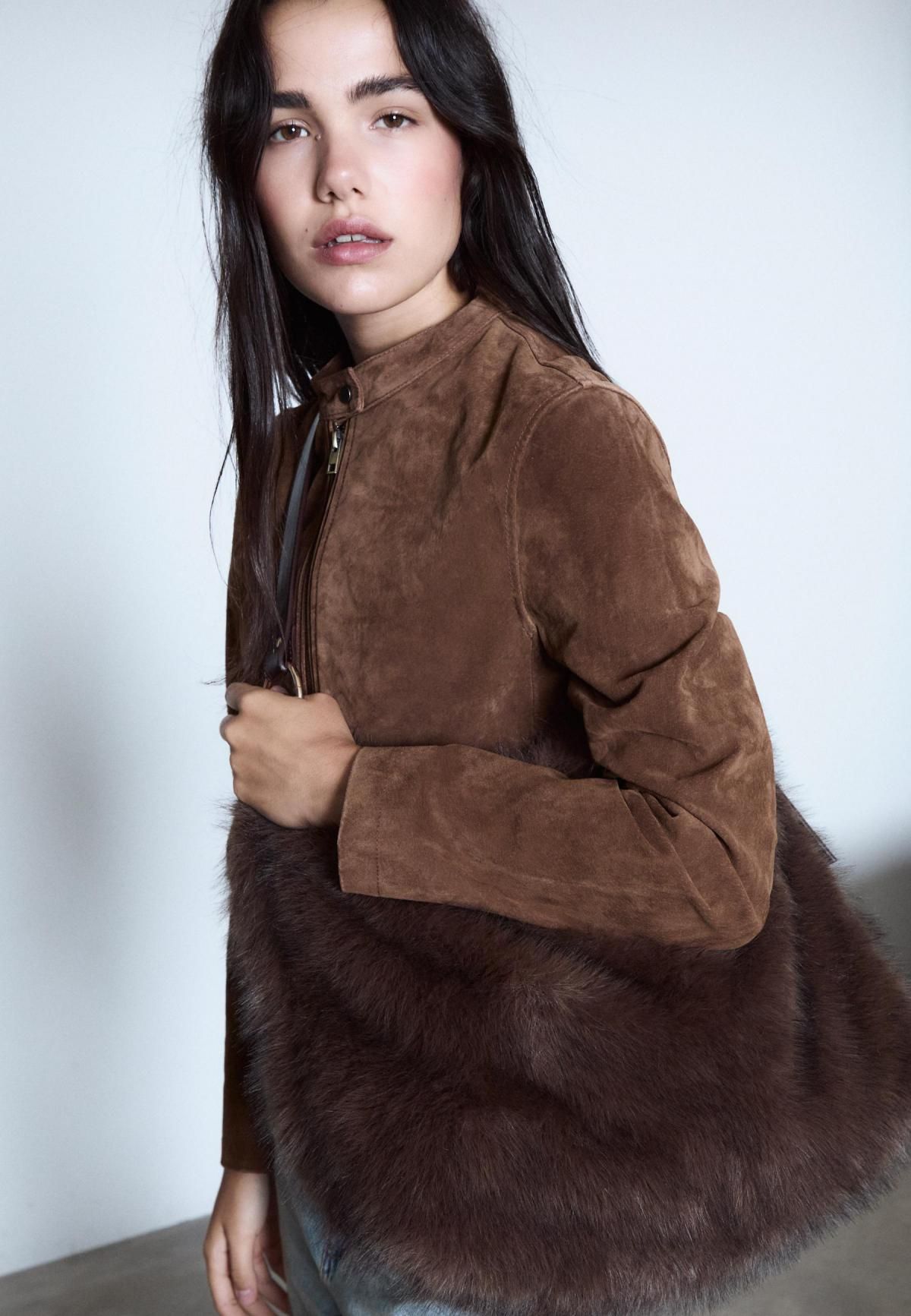 스트라디바리우스 소프트 페이크 퍼 숄더백 3663/901 BROWN - 상세 이미지 5