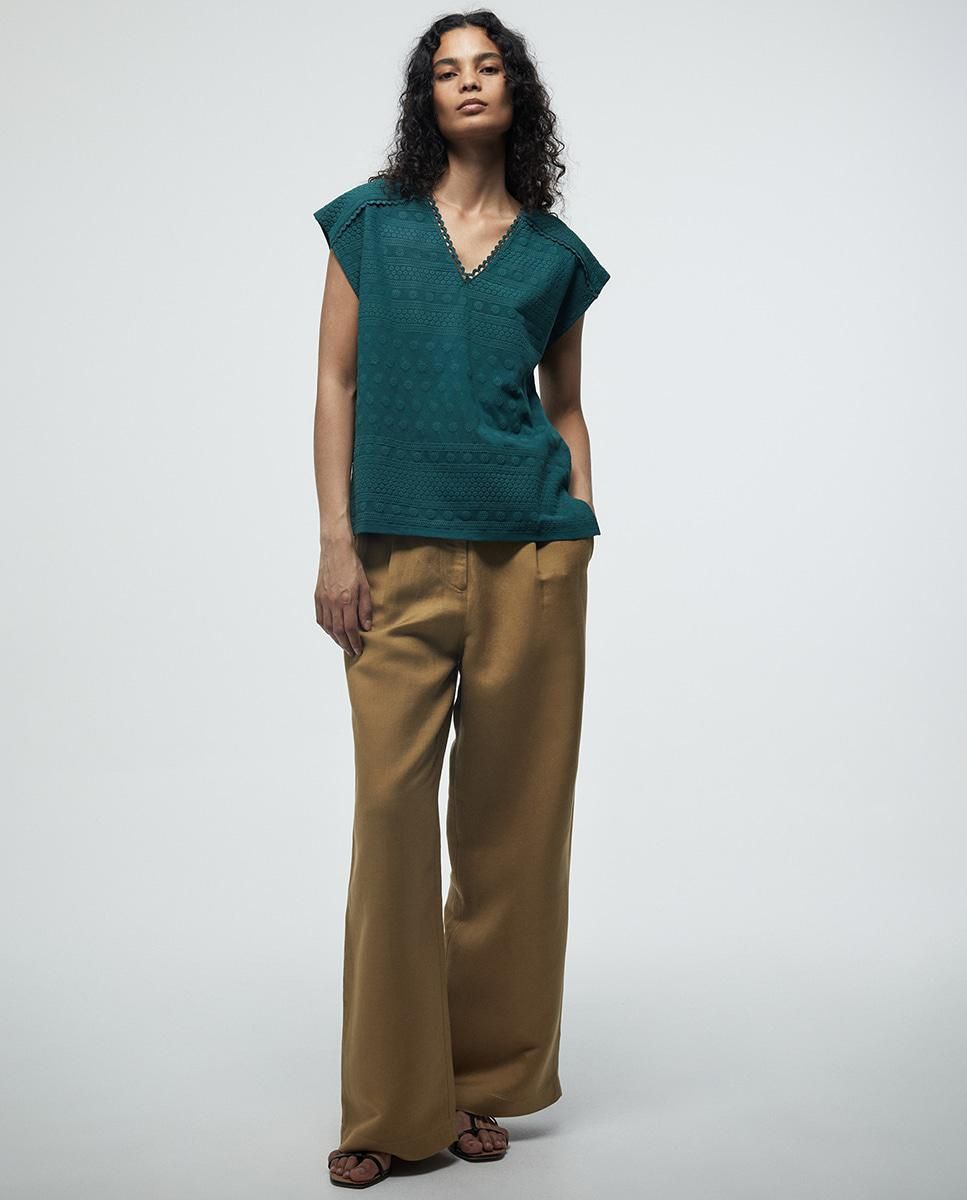 스페라 펀칭 디테일 브이넥 반팔 티셔츠 58360613531 VERDE PATO - 상세 이미지 2