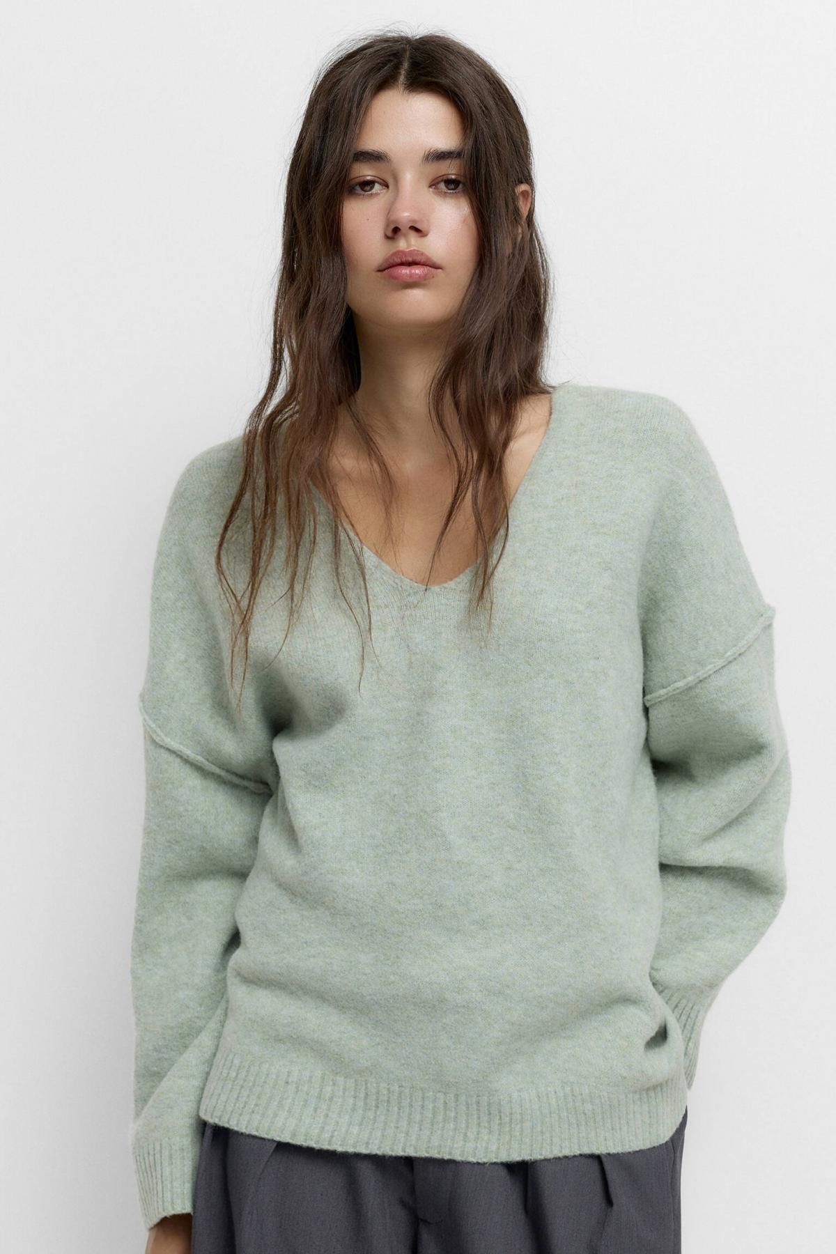 풀앤베어 소프트 라이트그린 브이넥 니트 스웨터 7550/308 PALE GREEN - 상세 이미지 3