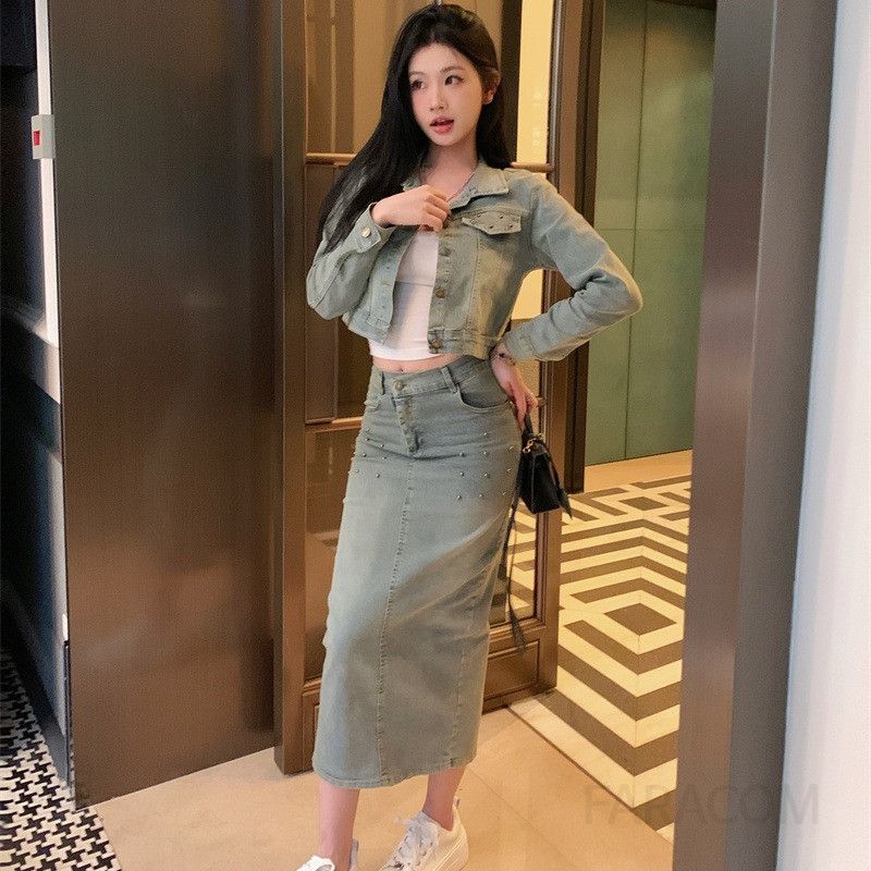 여성 상하 투피스 청자켓 스커트 코디 트위드 스타일 재킷 하객룩 캐주얼 오피스룩 세련된 디자인 편안한 착용감 - 메인 이미지