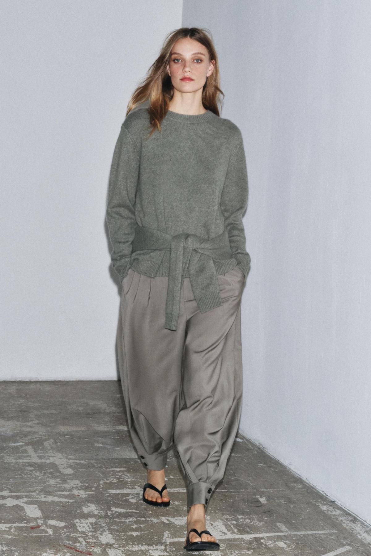 자라 프리미엄 캐시미어 라운드넥 레귤러핏 니트 스웨터 9598/111 GREENISH - 상세 이미지 2