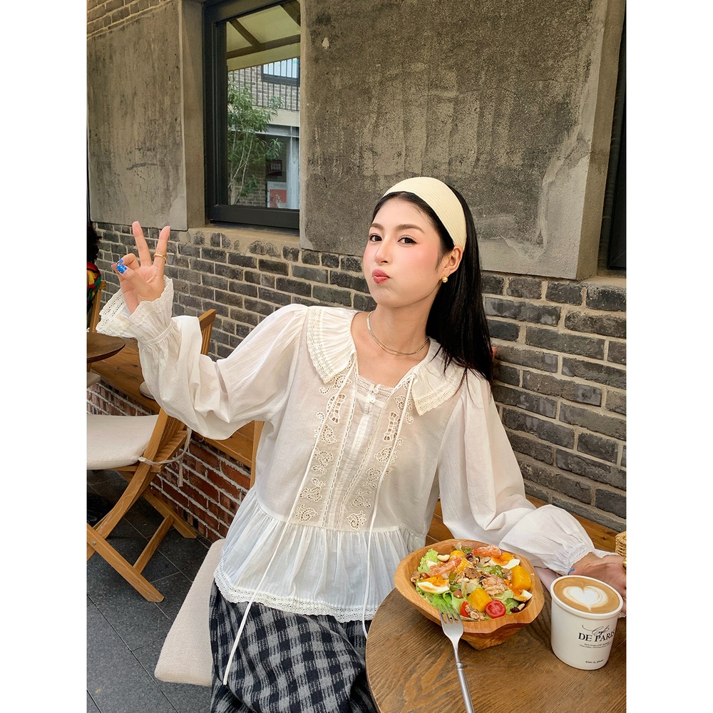 주름카라 펀칭 꽃자수긴팔블라우스 A라인 프렌치 감성 순면 예쁜 디자인 봄가을 화이트 - 상세 이미지 2