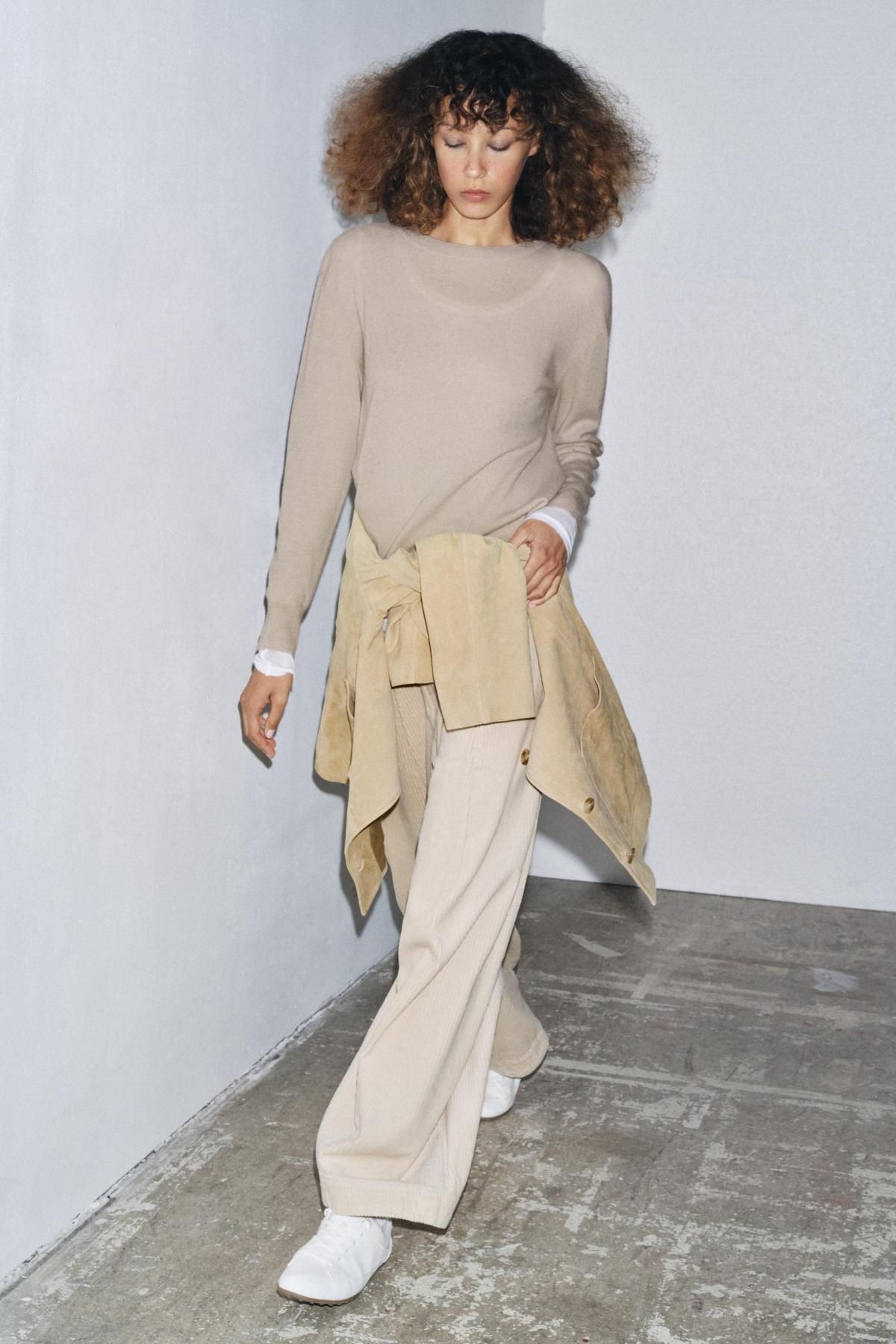 자라 엑스트라 소프트 울 라운드넥 긴팔 베이지 니트 스웨터 9598/104 BEIGE - 상세 이미지 5