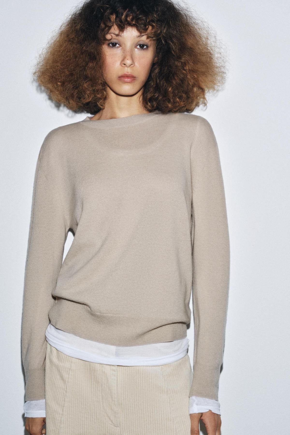 자라 엑스트라 소프트 울 라운드넥 긴팔 베이지 니트 스웨터 9598/104 BEIGE - 상세 이미지 3