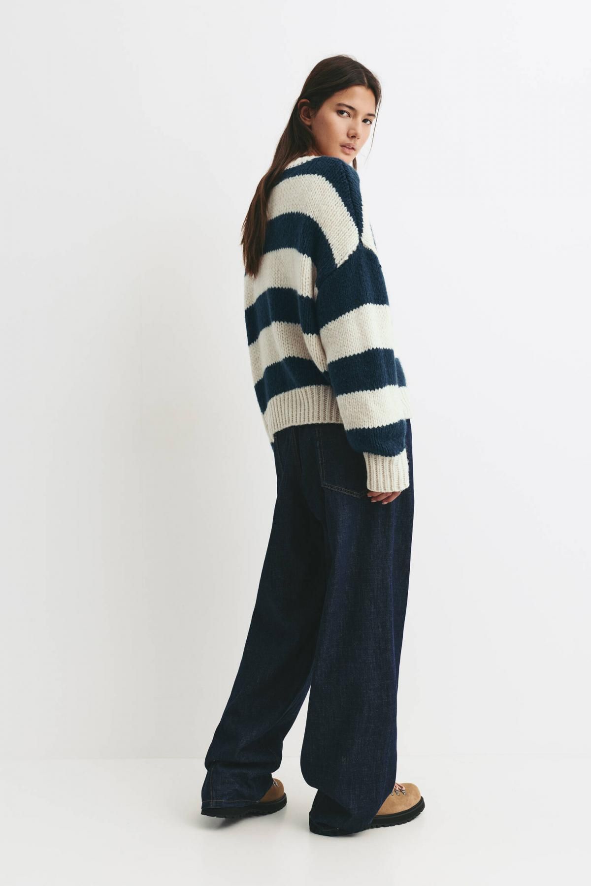 풀앤베어 스트라이프 라운드넥 청키 니트 스웨터 7550/339 NAVY - 상세 이미지 4