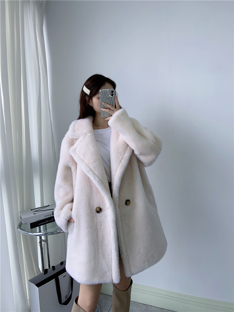 여성 울100 시어링 하프코트 천연양모 테디베어 뽀글이 겨울 코트 이미지 7
